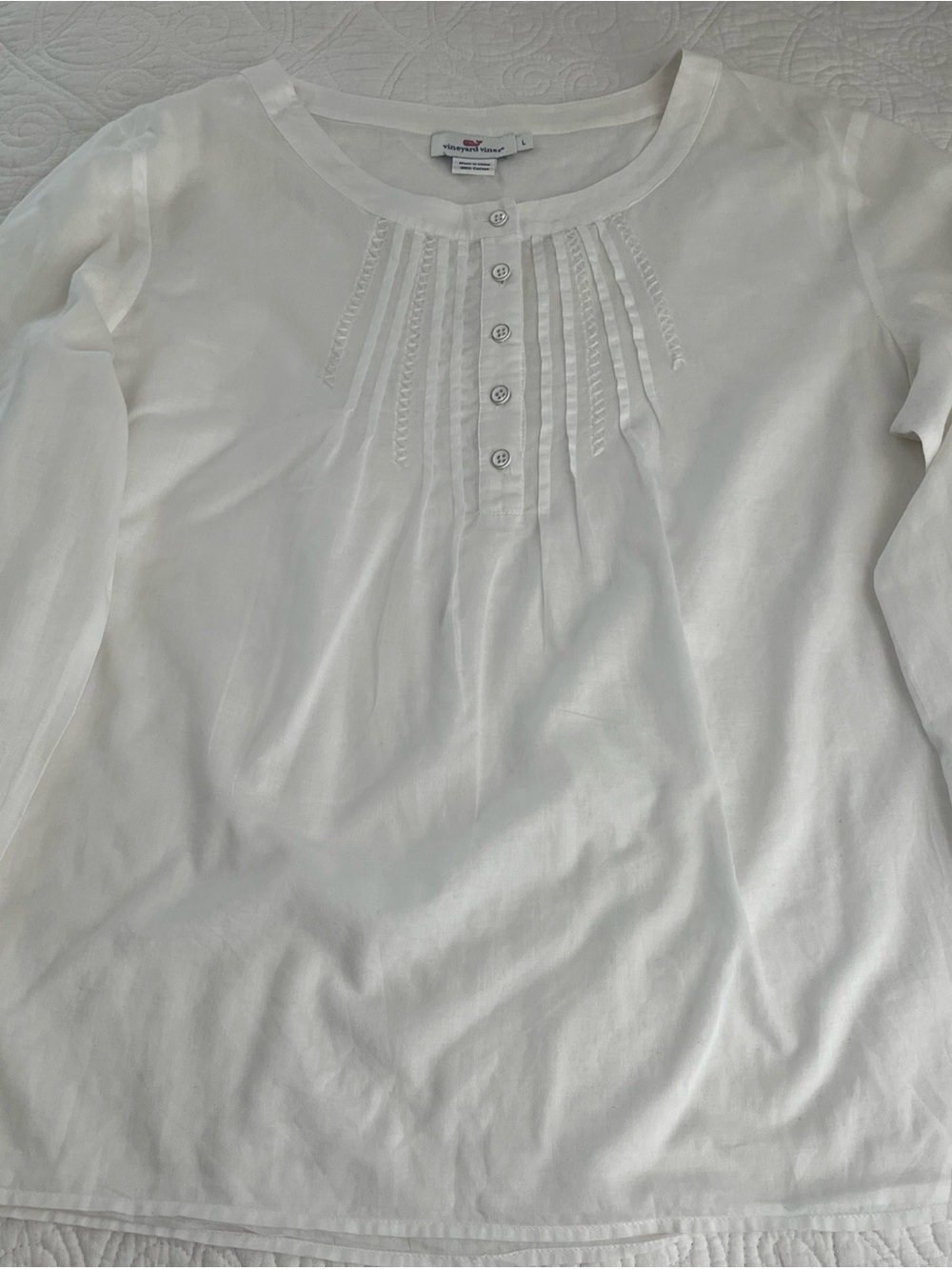 Vineyard Vines White Pintuck Button Front Blouse Size L